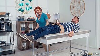 / - Sinatra Monroe, Will Pounder The Smashnow Gal