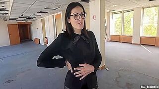 Anal Drilled Realtor Stepmother Id Like To Fuck