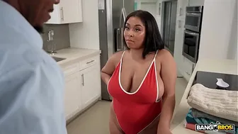 BANGBROS - Juliana Dreams Gets An Oily Breast Massage And A Titty Fuck By Her Stepfather