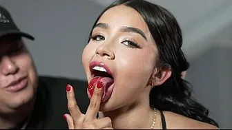 Angie Lorena gets naughty in an interview and shows off her big ass - FILMS