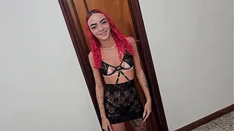 Horny young girl let an older guy fuck her pussy and ended up cumming all over