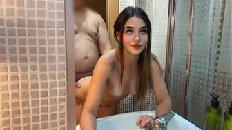 My stepdad is 30 years older than me and he fucks me in the bathroom whenever he wants, he fills my pussy and the camera with cum (WATCH UNTIL THE END)