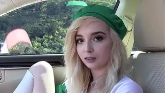 Teen loves rimming and giving blowjobs