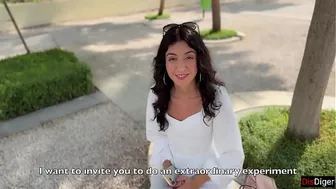 Public Agent Pickup - Beauty Agrees to Cumwalk for a New iPhone