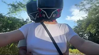 I picked up a DiDi customer without a bra and he noticed my big tits 2