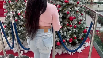 Fucking a stranger at CHRISTMAS - REAL HOMEMADE.