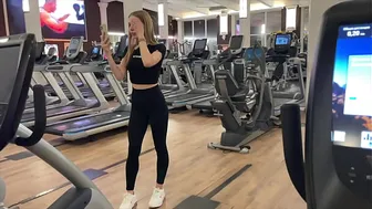 Gym beauty accepts my invite to bathroom sex