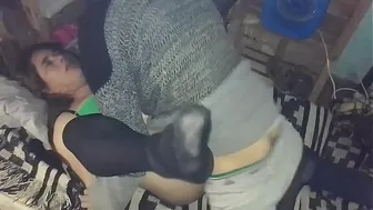 My girlfriend's whore asks me to fuck in missionary, we record with the cell phone